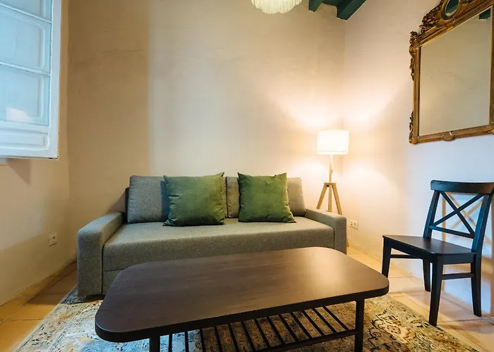 Independent Beautiful House Seville City Center With Private Parking