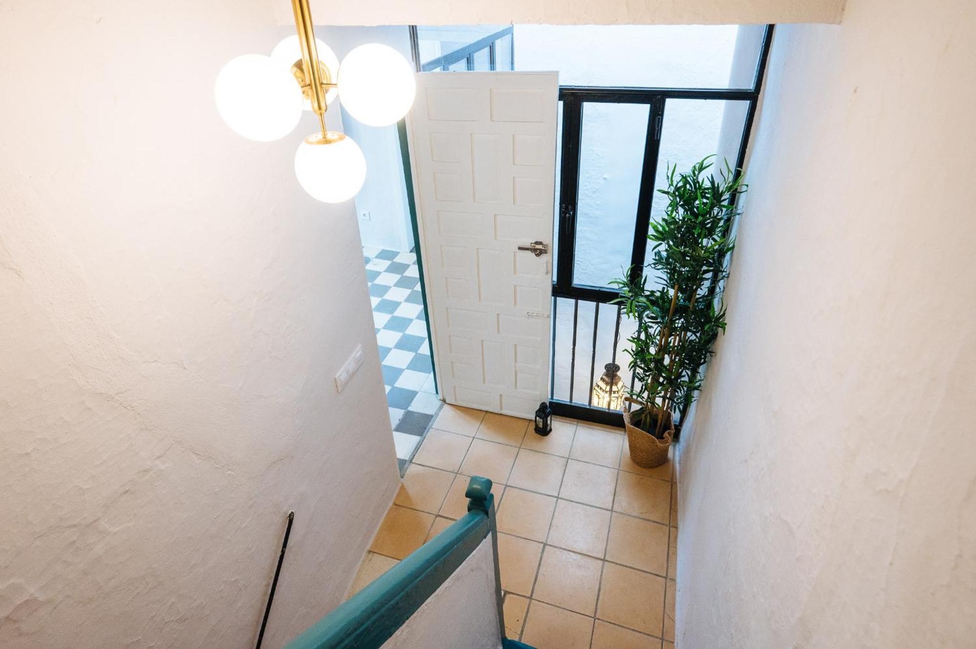 Vakantiehuis Independent Beautiful House Center With Private Parking
